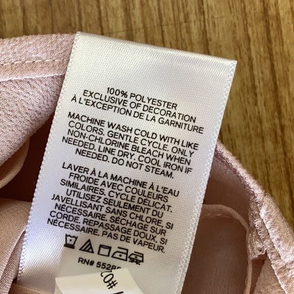 Express Light Pink Satin/Chiffon Tank EUC - Picture 5 of 8